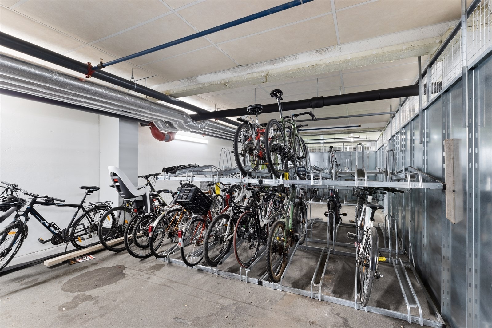 Sameiet har felles sykkelparkering. Galleribilde