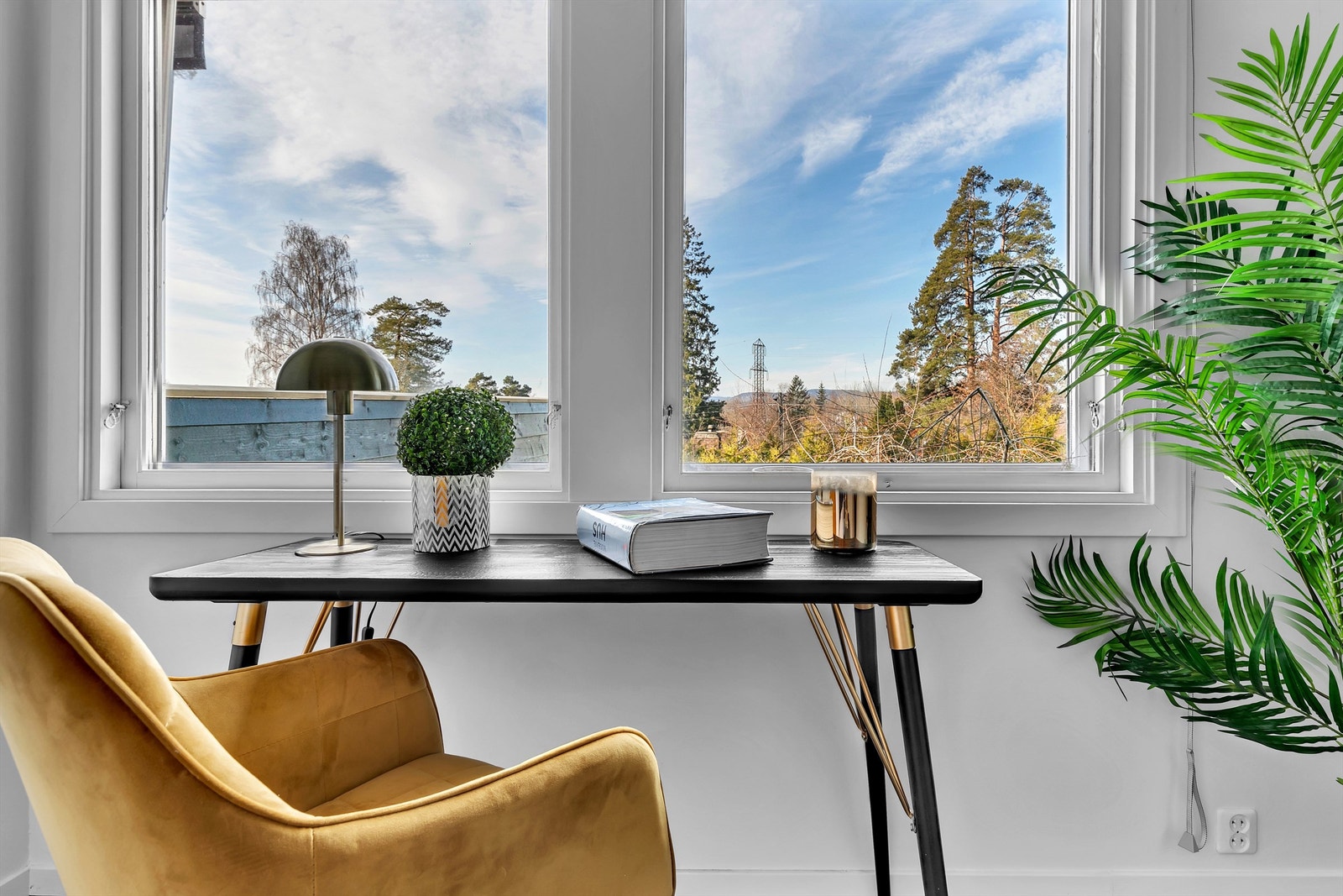 Liten kontorplass på hoved soverommet Galleribilde