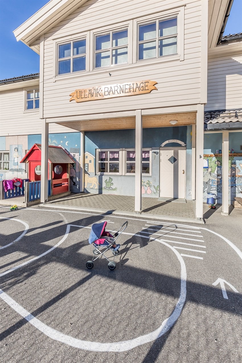 Ullavik barnehage ligger også innen gangavstand. Galleribilde