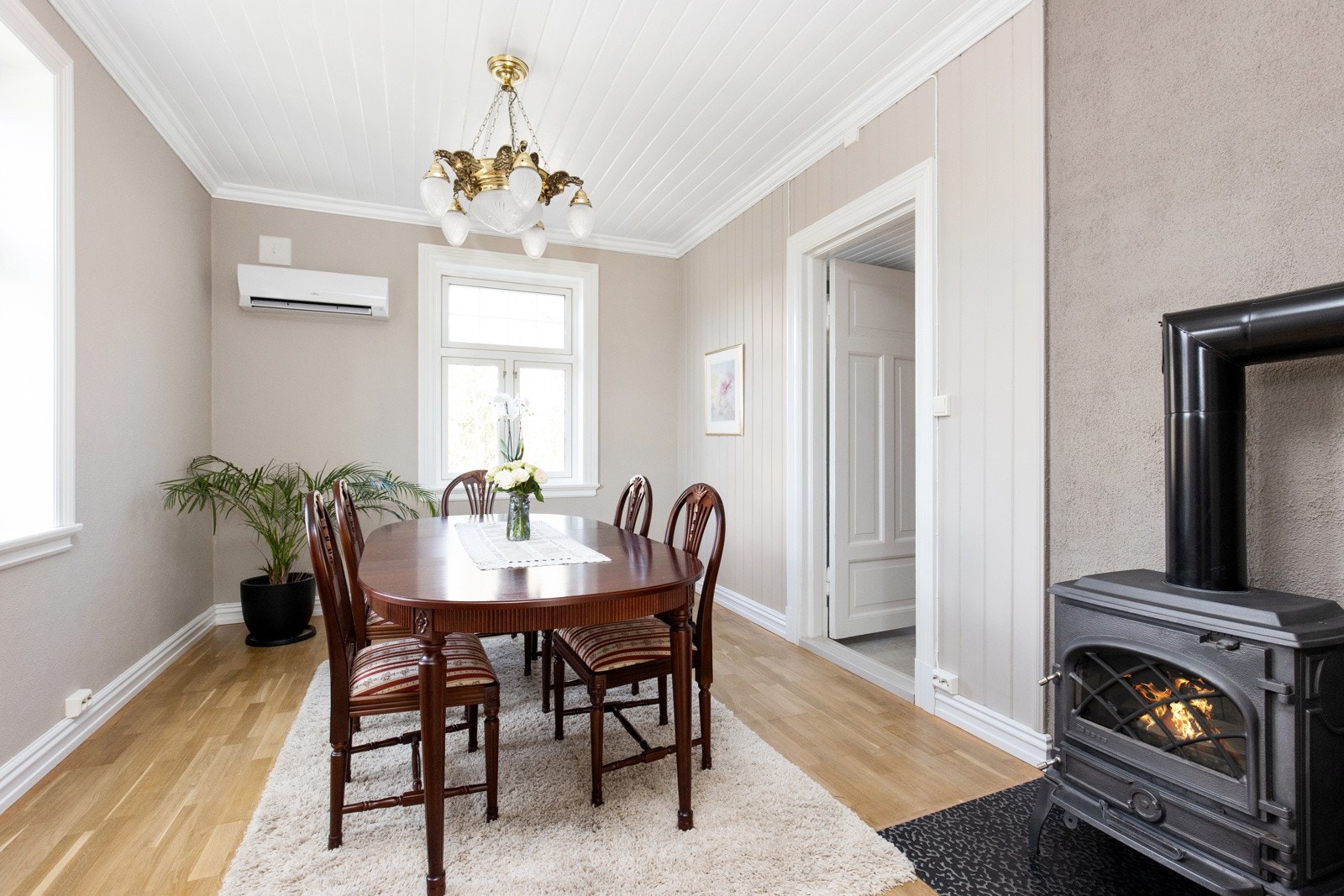 Spisestue Galleribilde