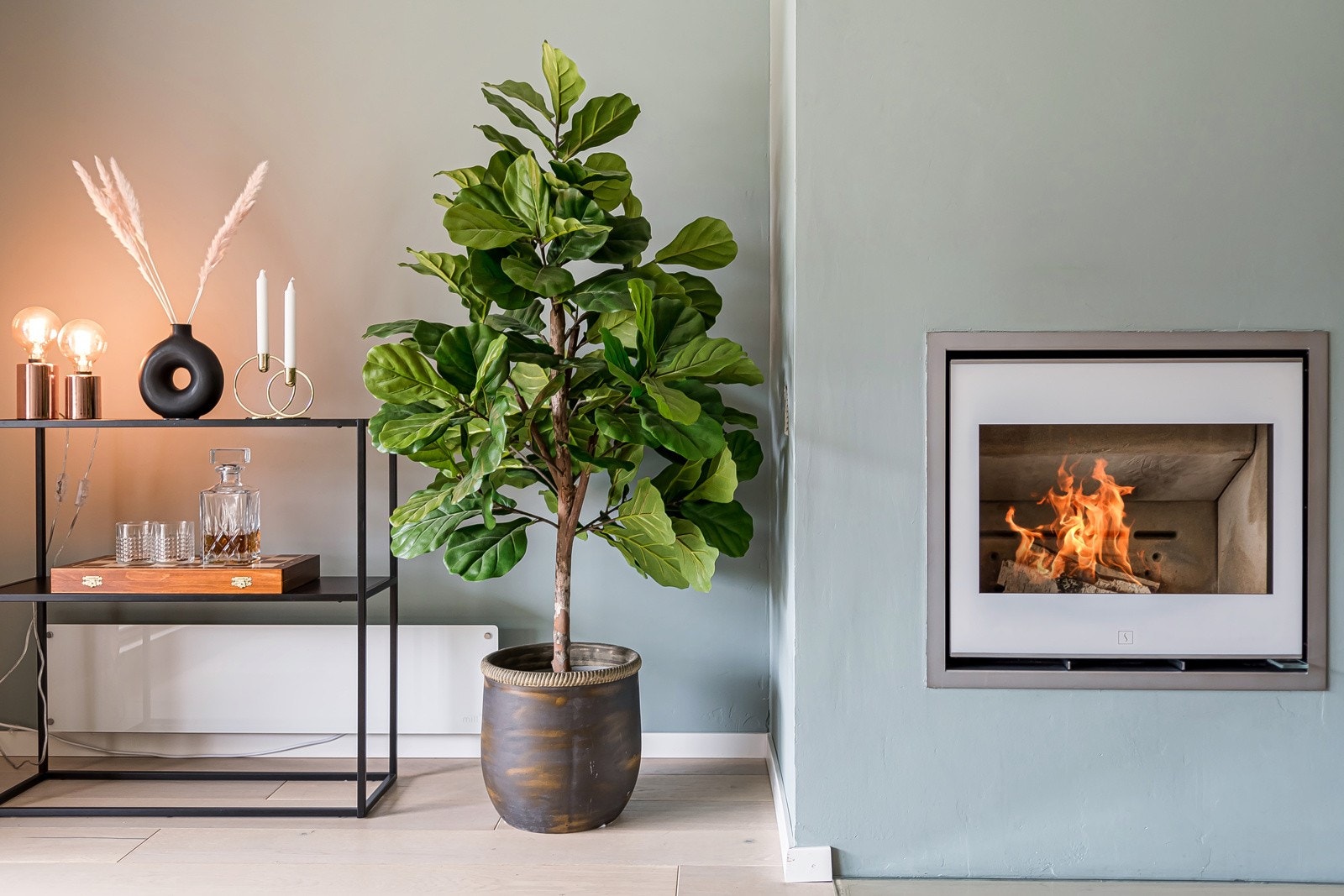 Peis med innsats i stue Galleribilde