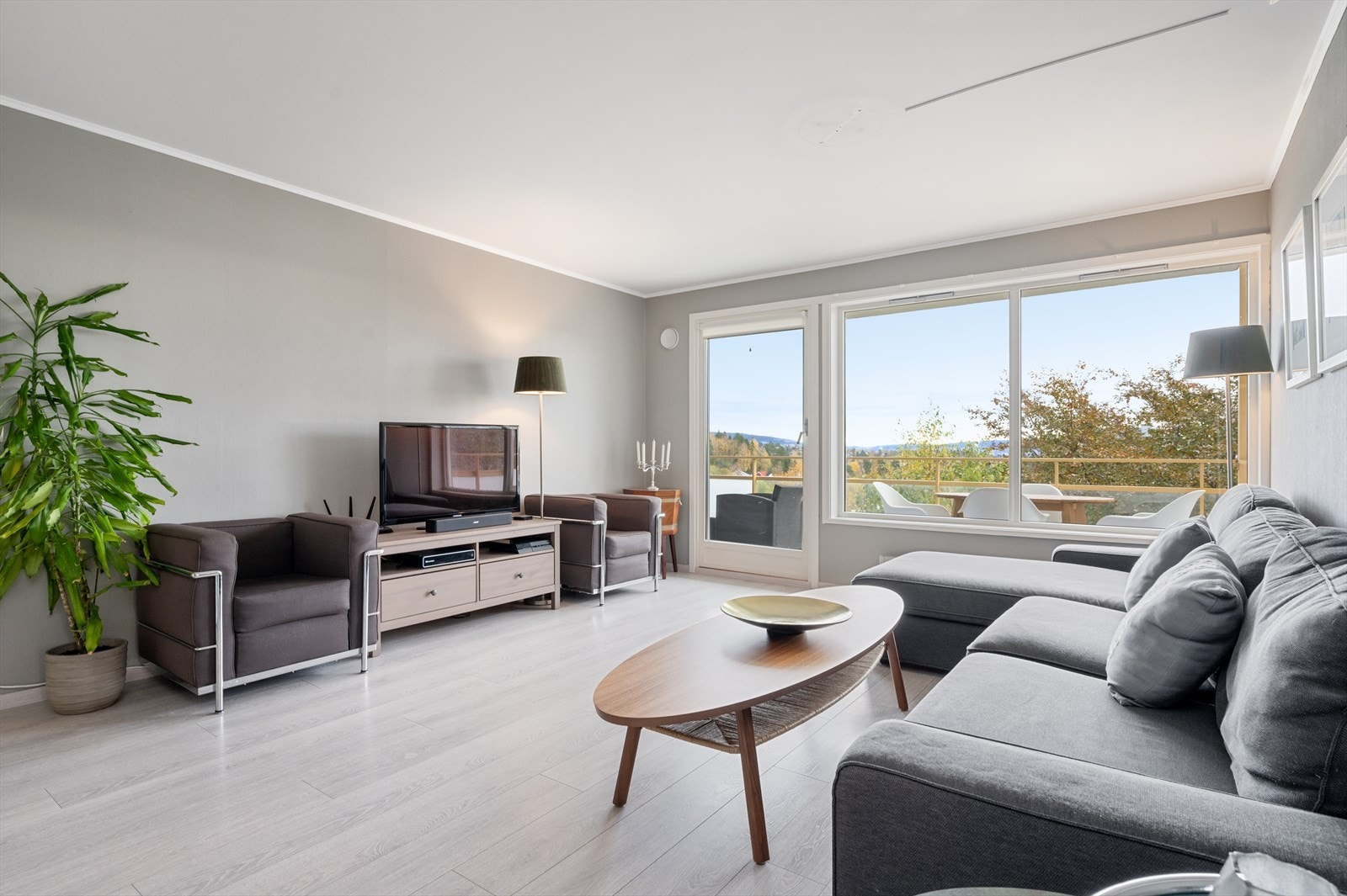 Velkommen til Hovseterveien 96! Galleribilde