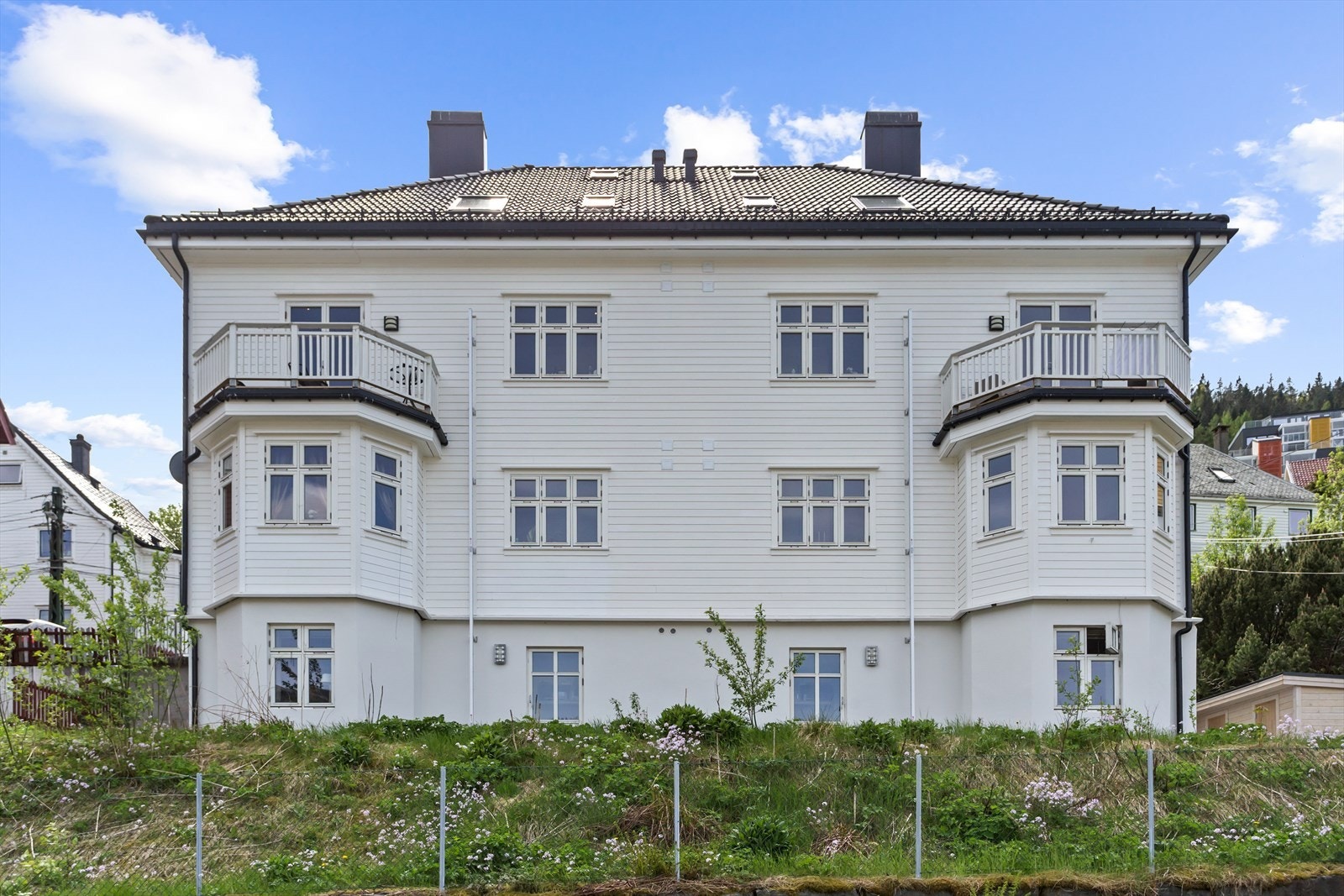 Bygget ble gjennomgående renovert både utvendig og innvendig etter en husbrann i 2008. Galleribilde