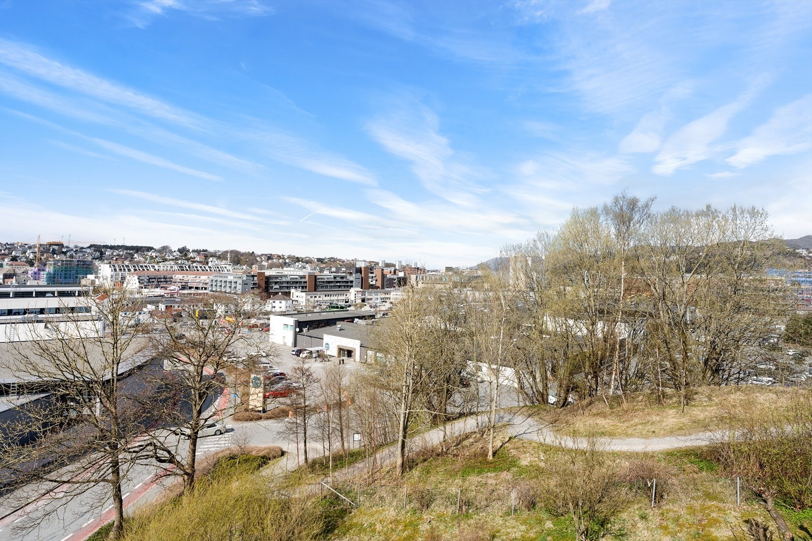 Den flotte utsikten følger deg både ute og inne. Galleribilde
