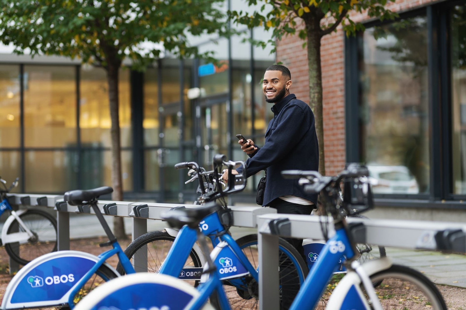 Du finner bysykler rett utenfor hovedinngangen som gjør at du kan komme deg raskt og miljøvennlig til eksterne møter Galleribilde