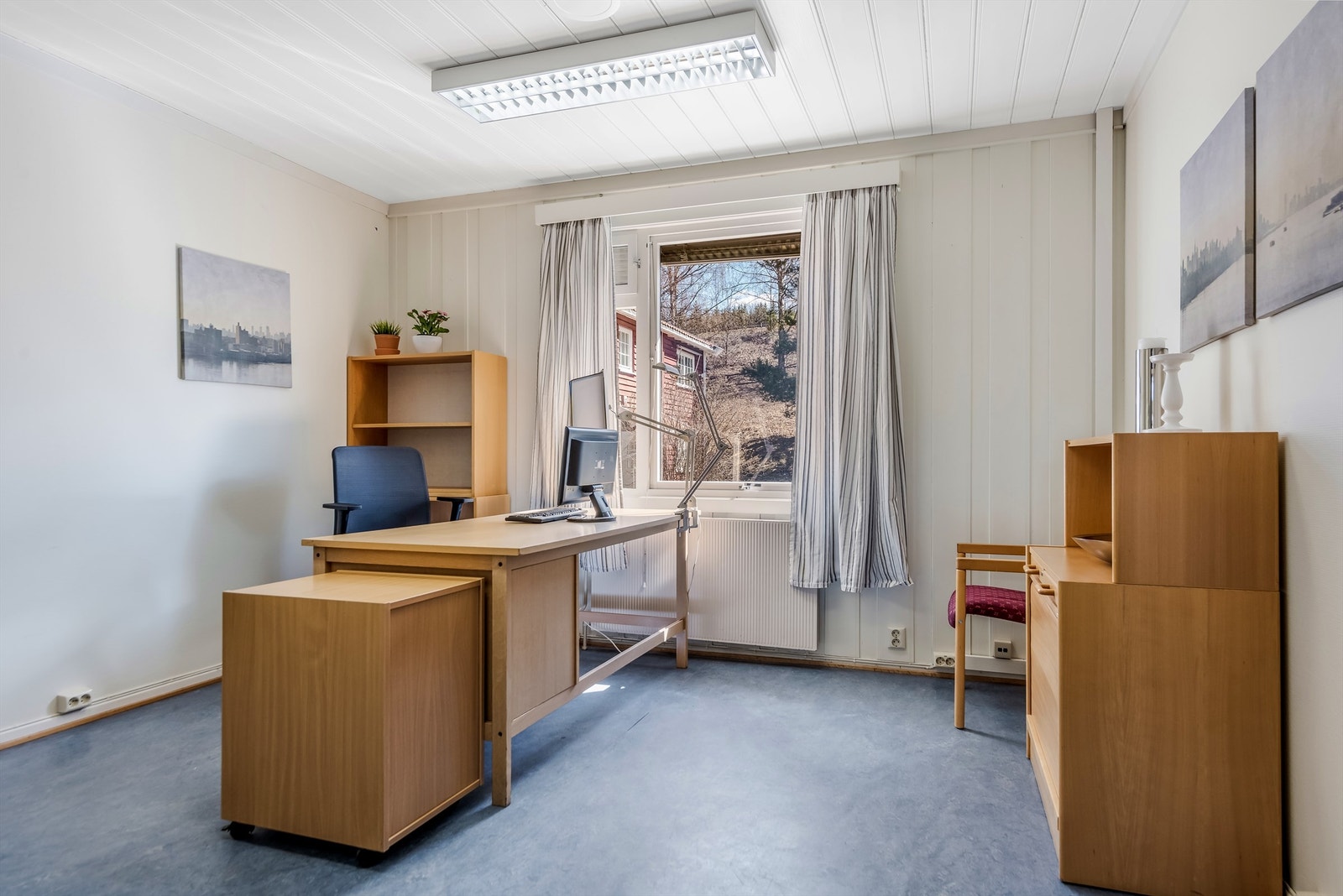 Kontor i Nordstua Galleribilde
