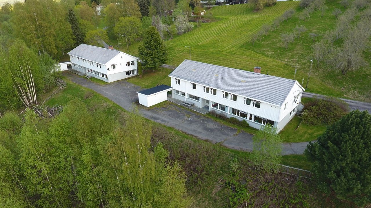 Karistua og Siristua Galleribilde