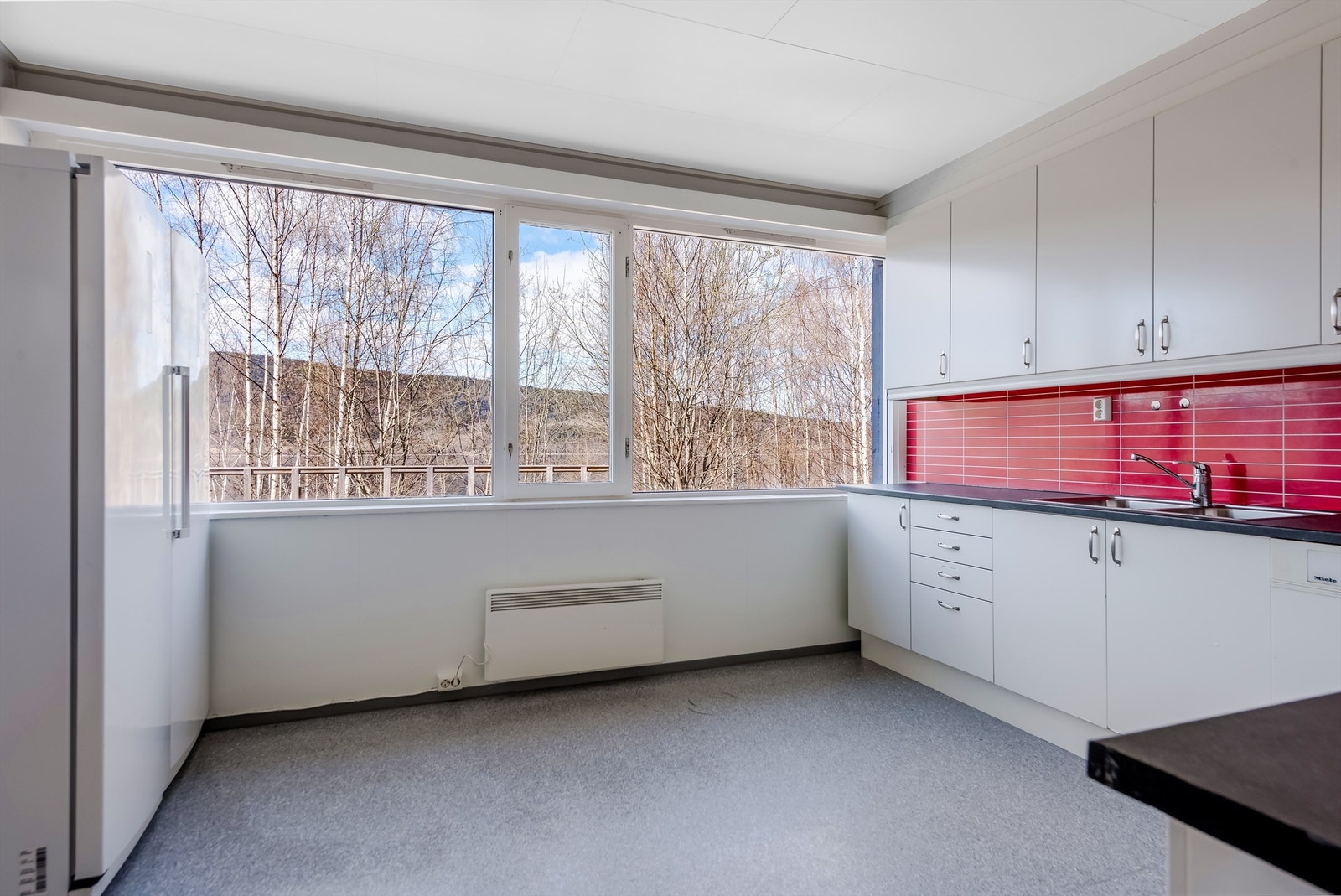 Felles kjøkken på Karistua Galleribilde