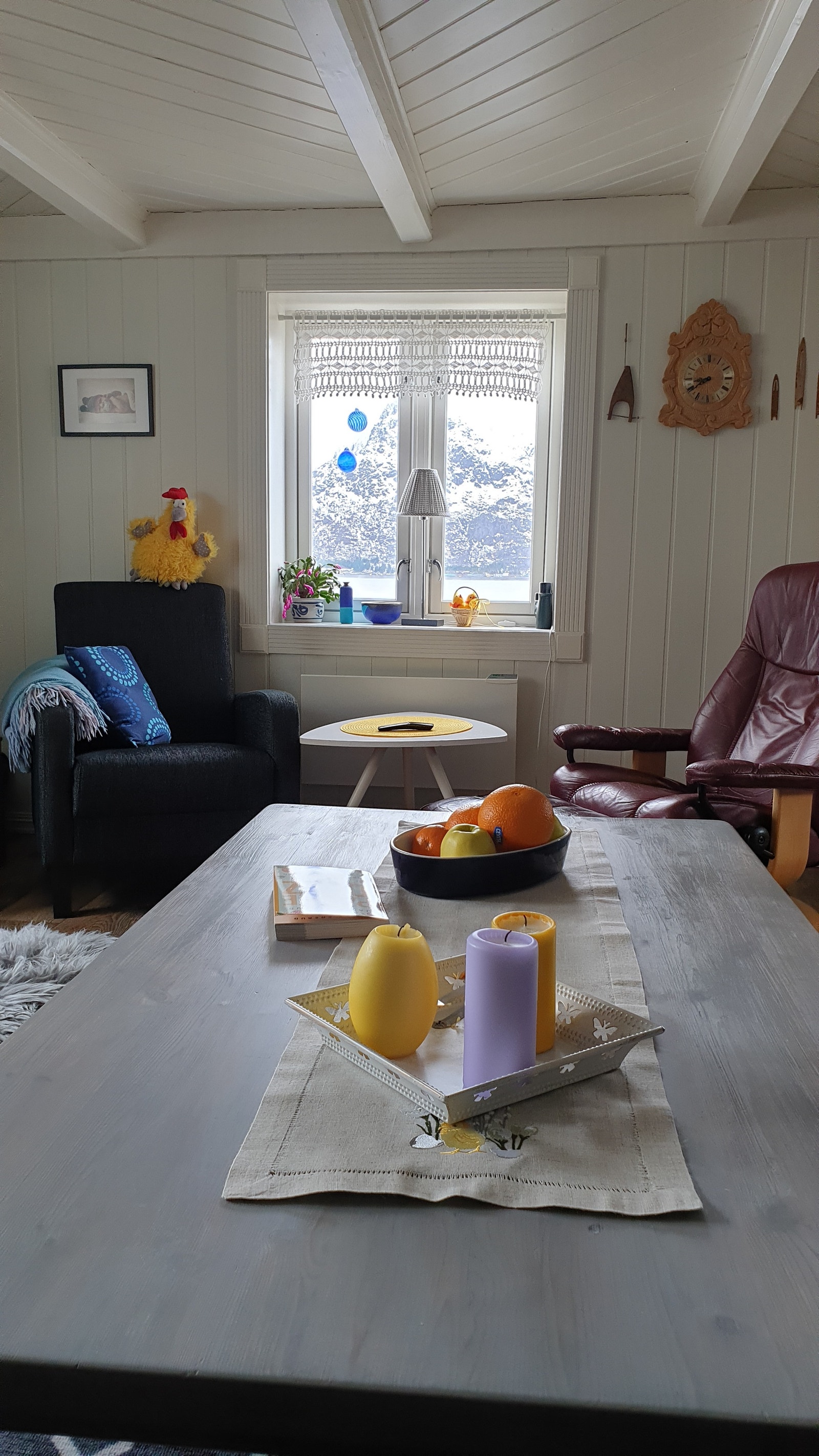 Stue med utsikt mot Raftsundet Galleribilde