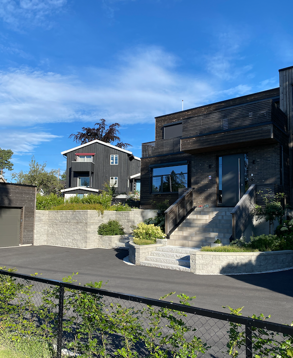 Opparbeidede utearealer med hyggelig ramme Galleribilde