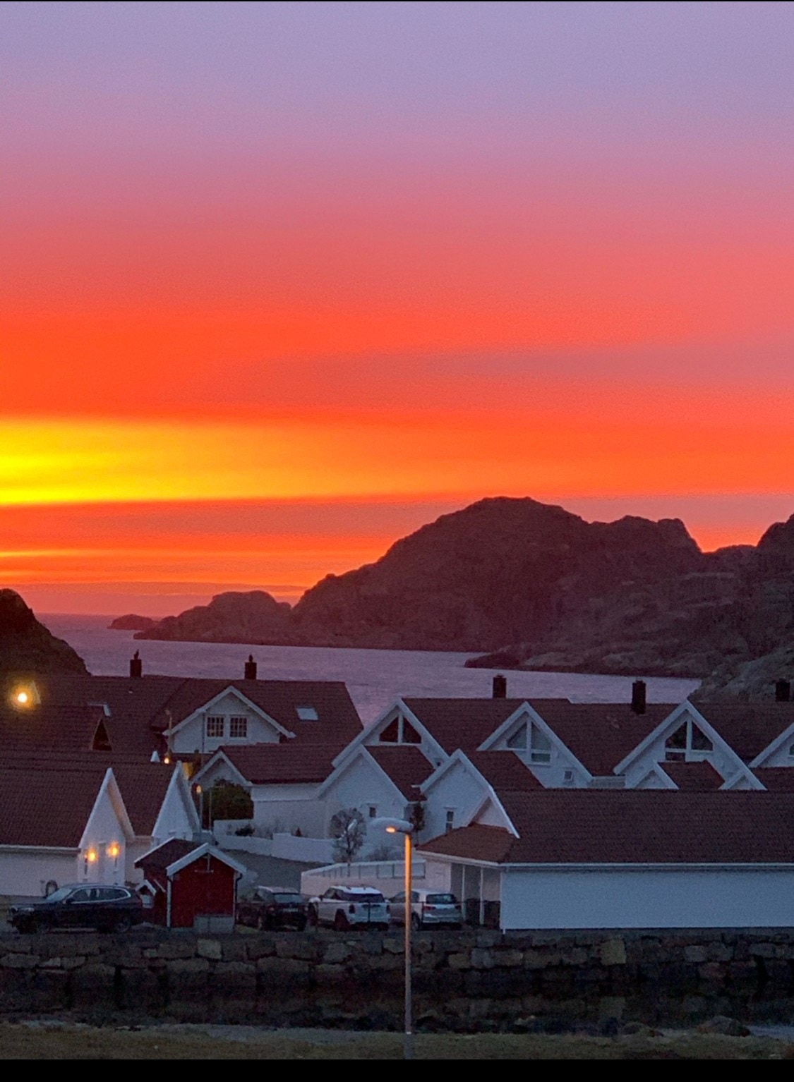 Nydelig solnedgang utsikt fra eiendommen. Galleribilde