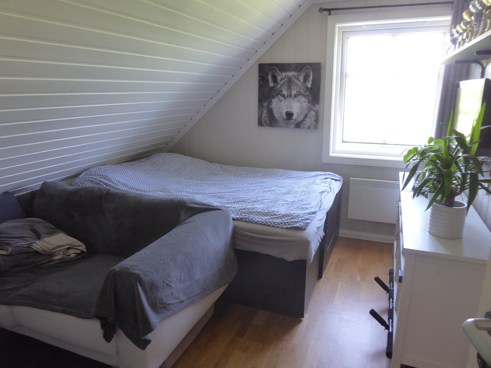Soverom med dobbeltseng Galleribilde