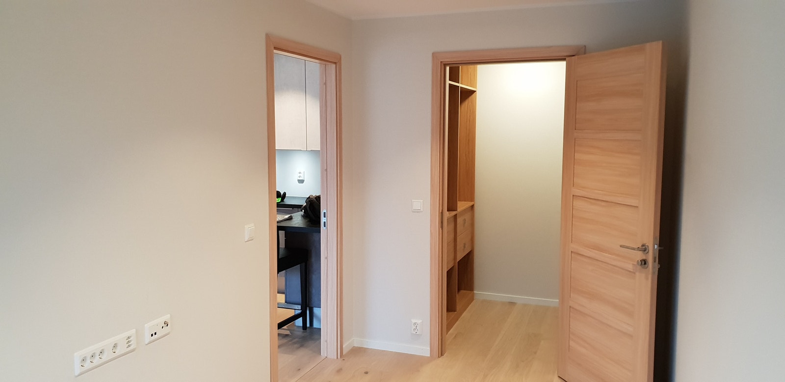 Garderobe til soverom Galleribilde