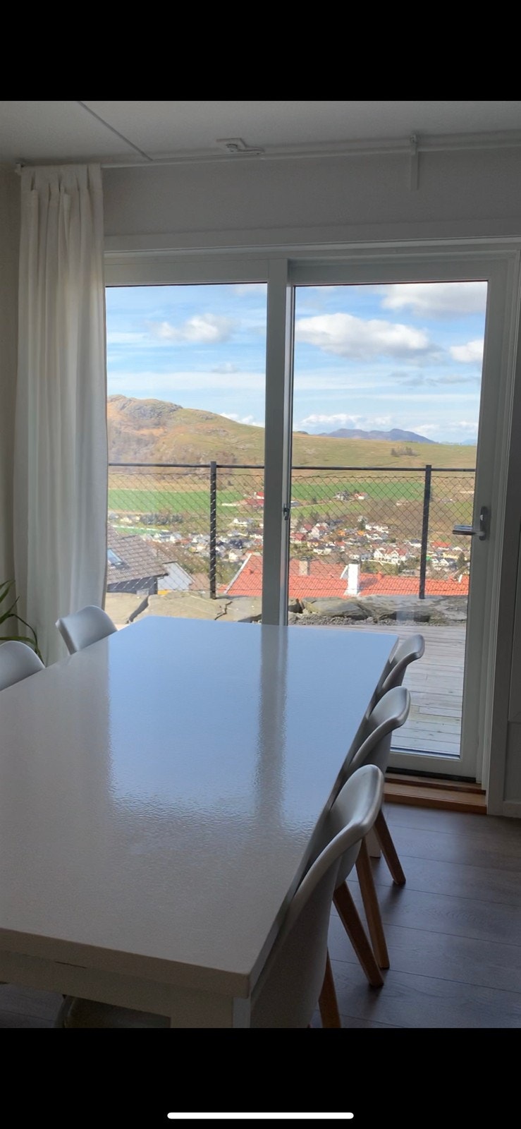 Utsikt fra stuen/spisebordet Galleribilde