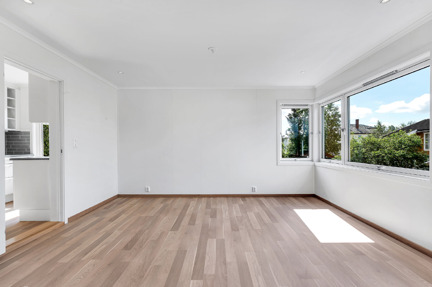 Stue/sov umøblert. Leies ut delvis møblert. Galleribilde