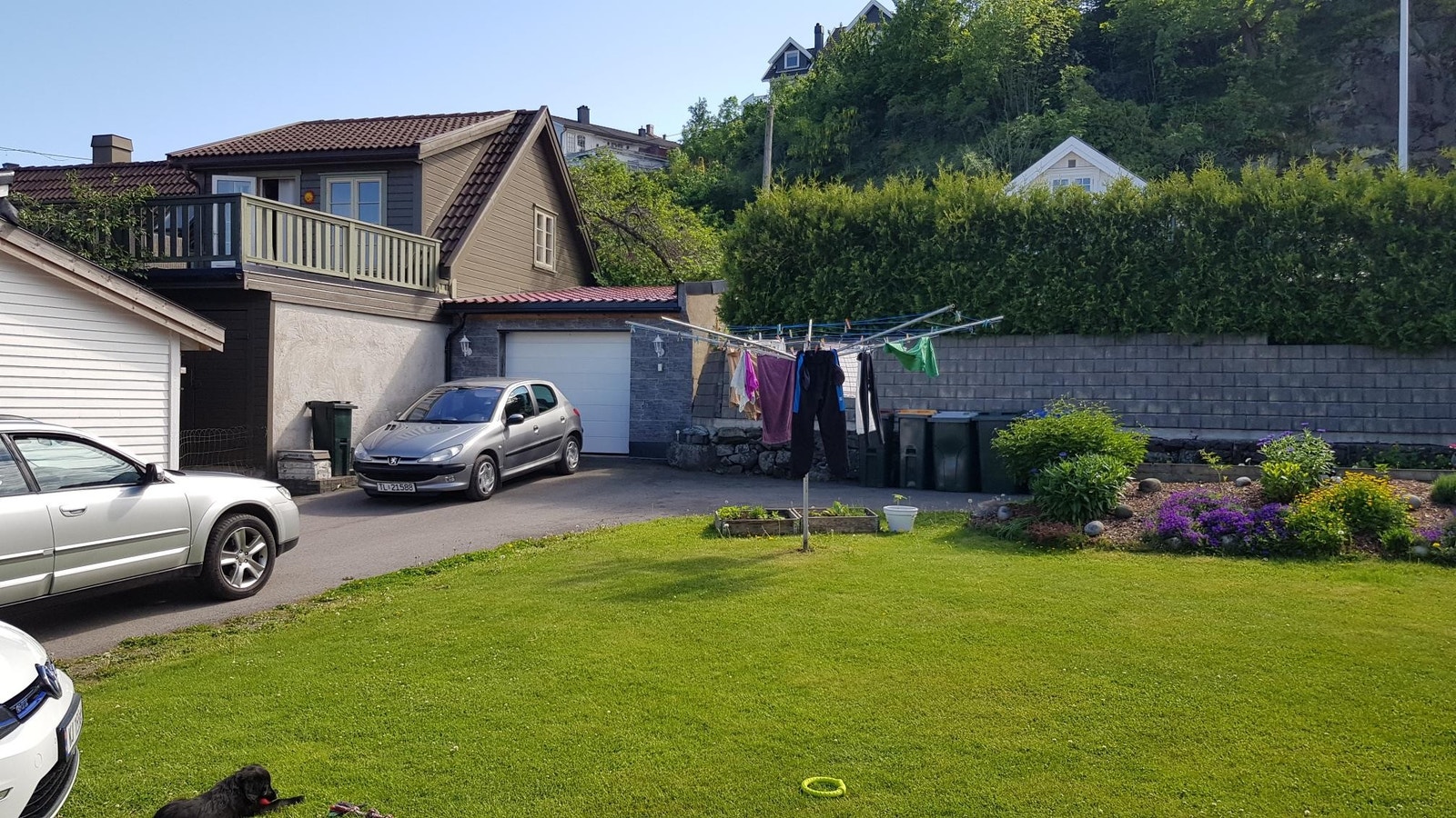 Garasje med el. betjent port Galleribilde