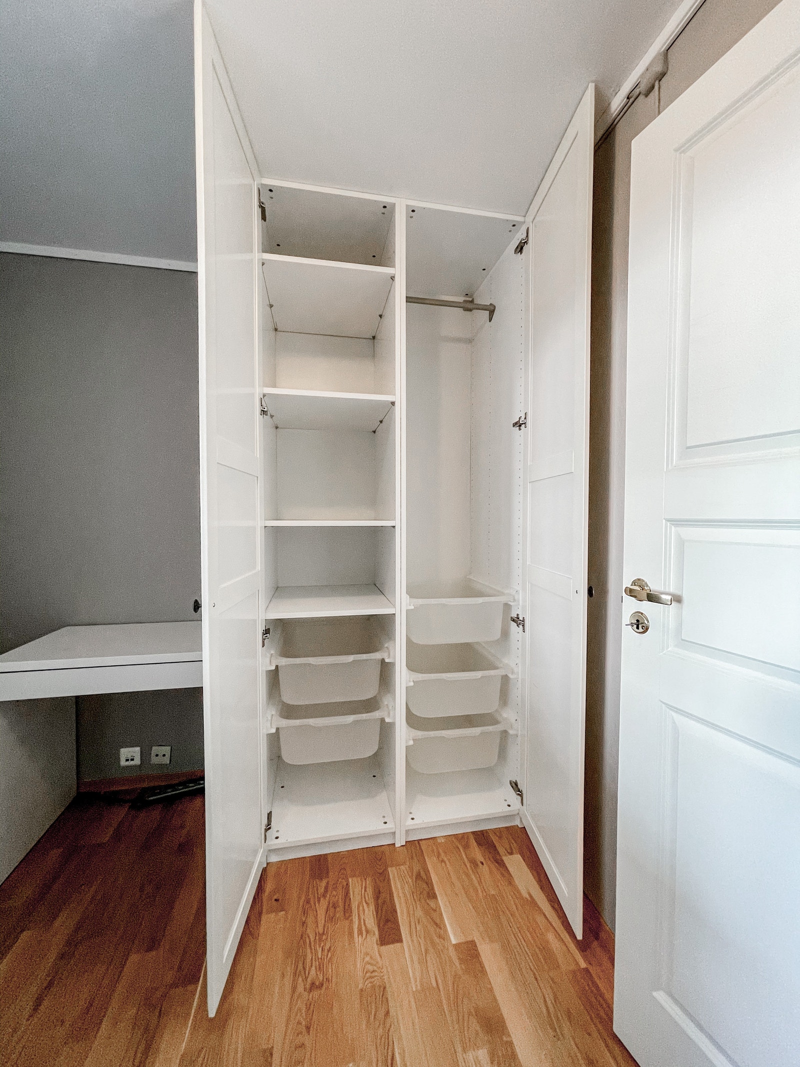 Skap på soverom Galleribilde