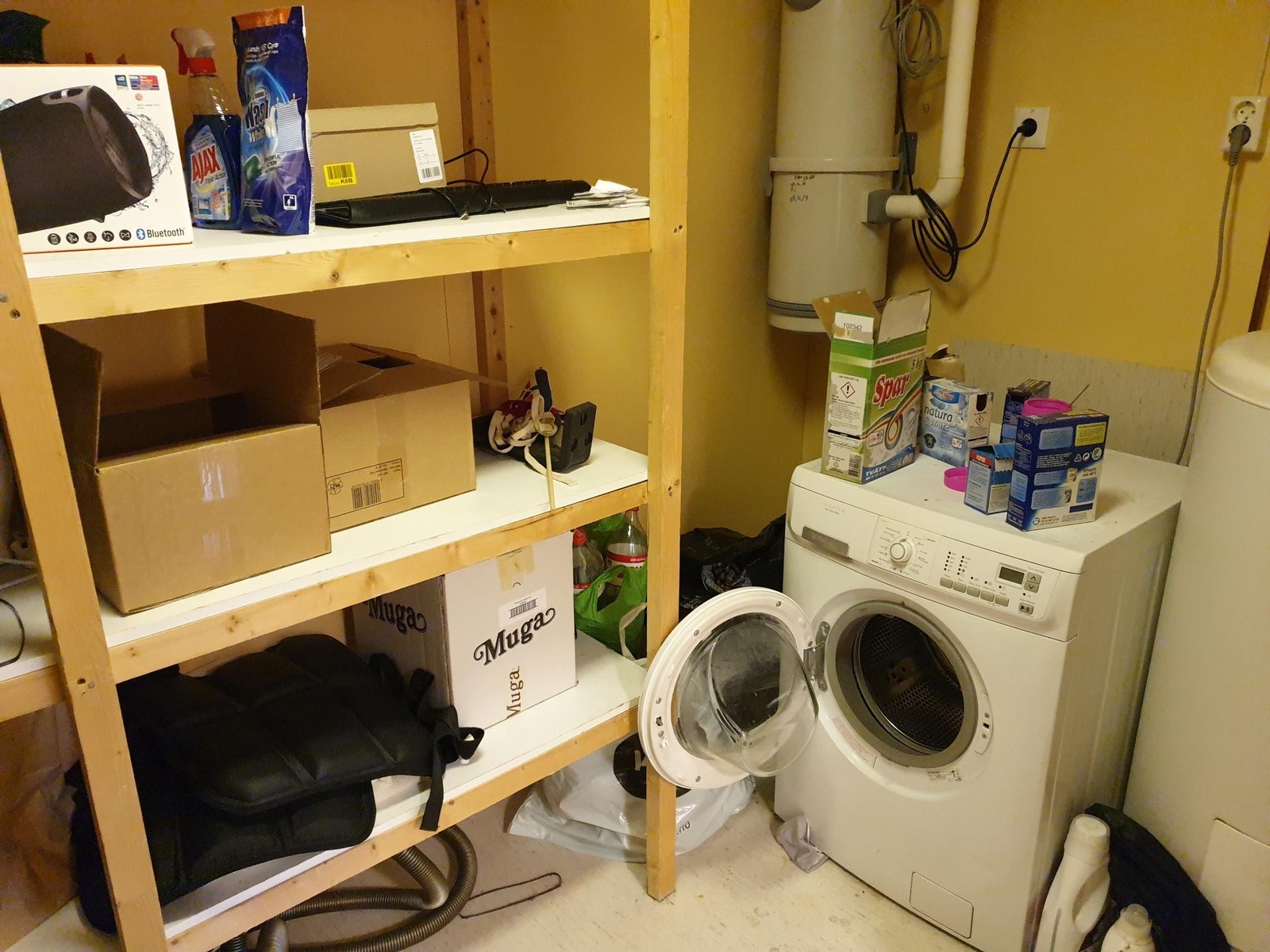 Vaskerom Galleribilde