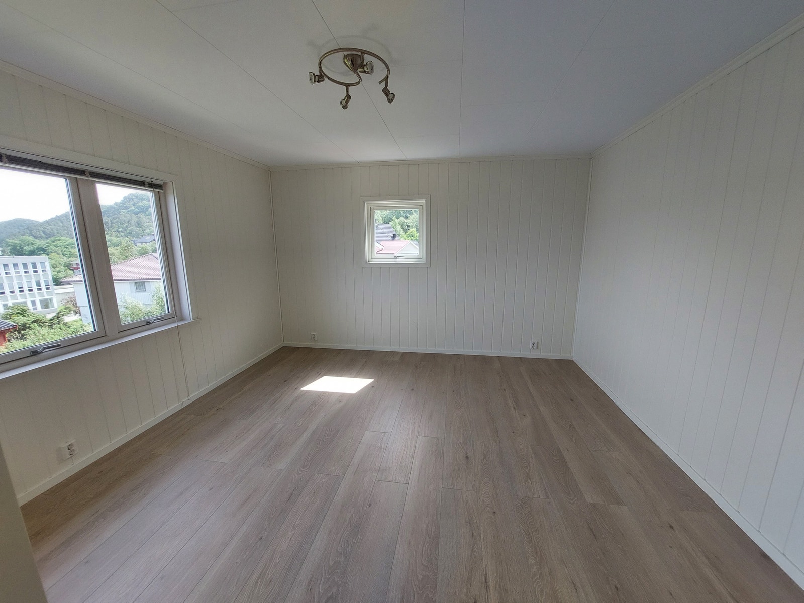 stort soverom Galleribilde