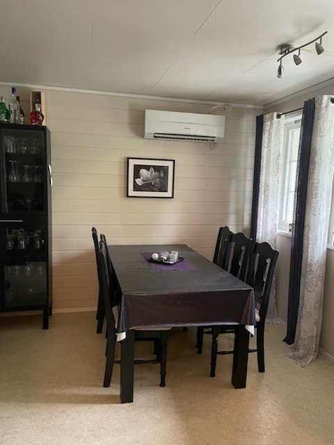 Spisebord/ kjøkken Galleribilde