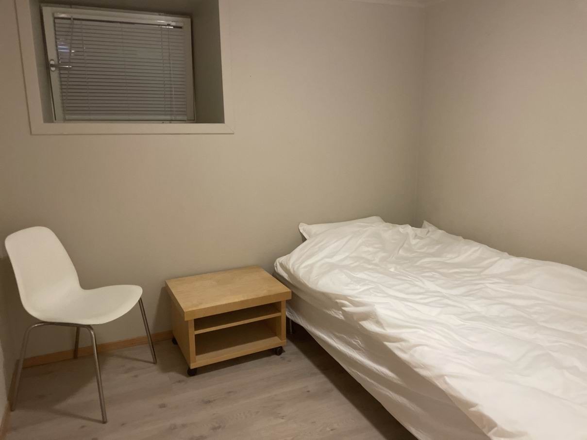 sov 3, 10m2 Galleribilde