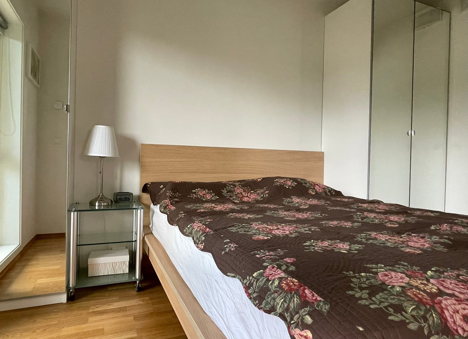 Seng 160x200cm Galleribilde