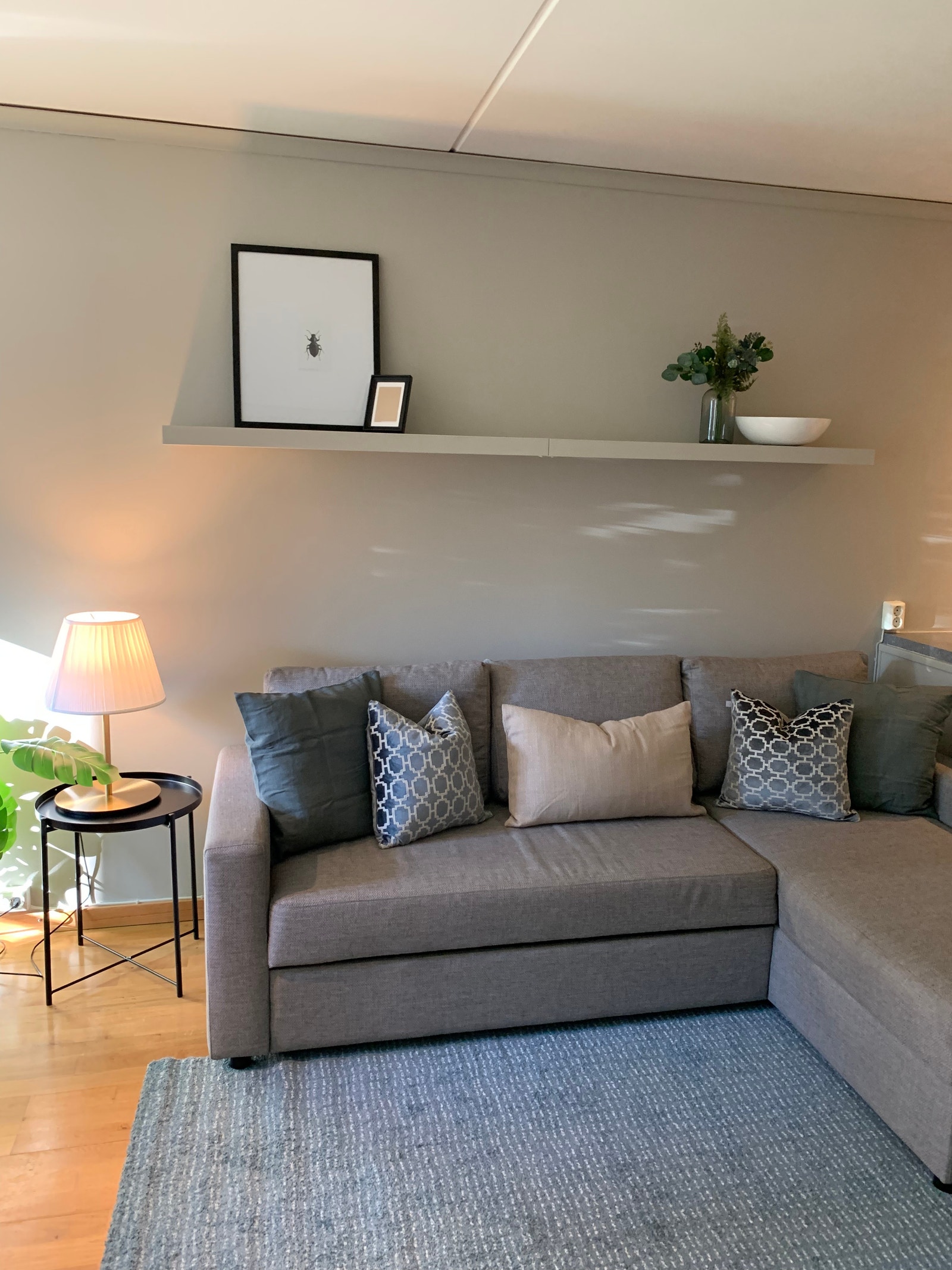 Hyggelig sofakrok hvor du kan slappe av etter en skitur i marka Galleribilde