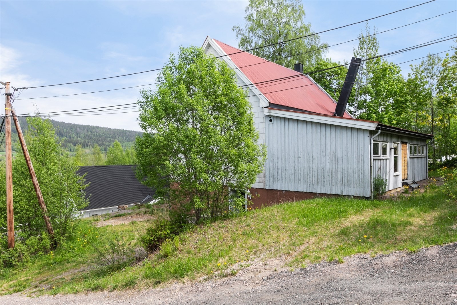 Eiendommen ligger i et område regulert til frittliggende småhusbebyggelse og adkomst. ReguleringsplanID: 143 Reguleringsplan for Rudsteinområdet vedtatt 29.08.1994 og ReguleringsplanID 143C bebyggelsesplan for Nyborg, gnr. 10, bnr. 13 vedtatt 11.06.2001. Galleribilde