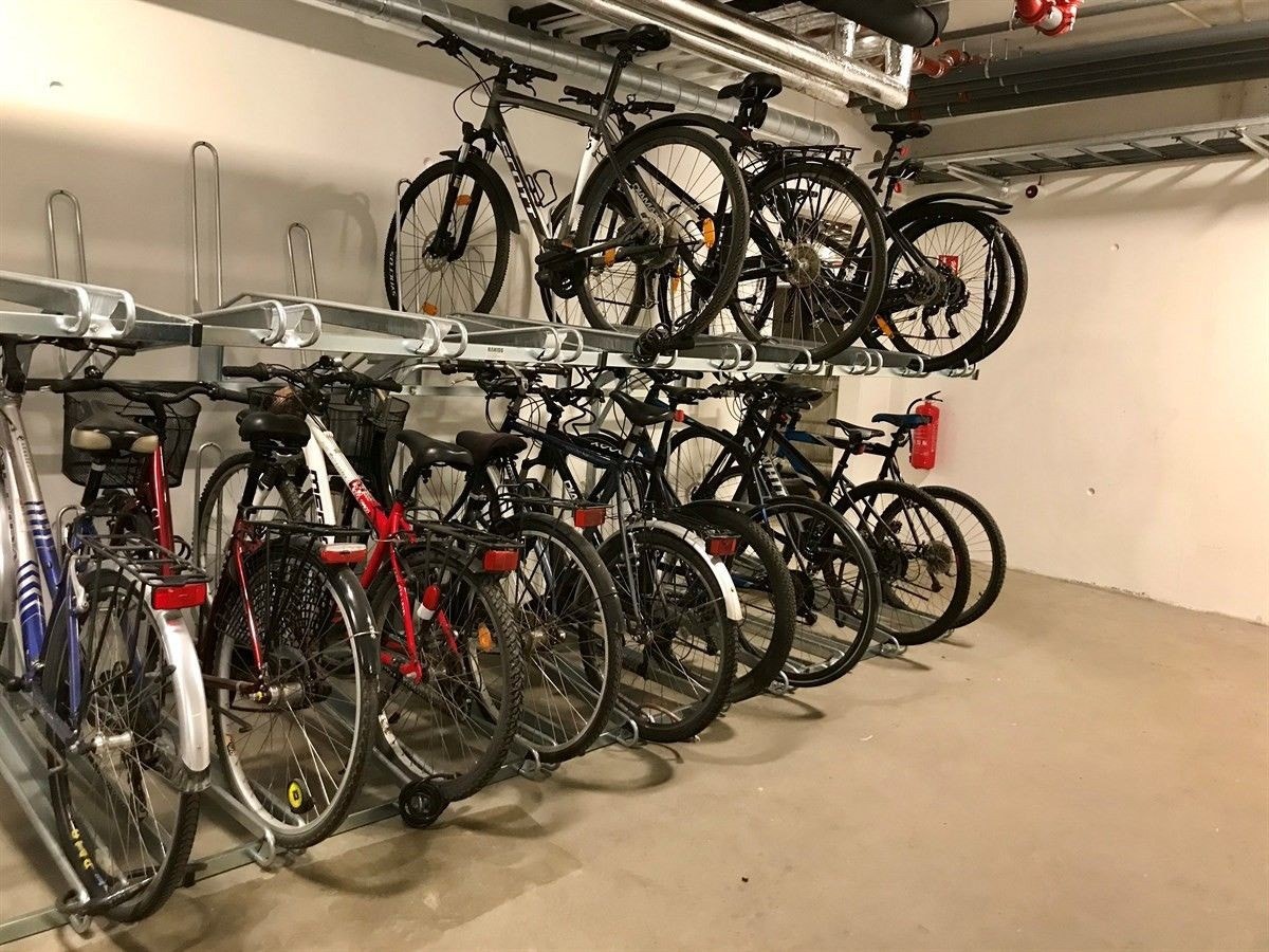 Sykkelparkering Galleribilde