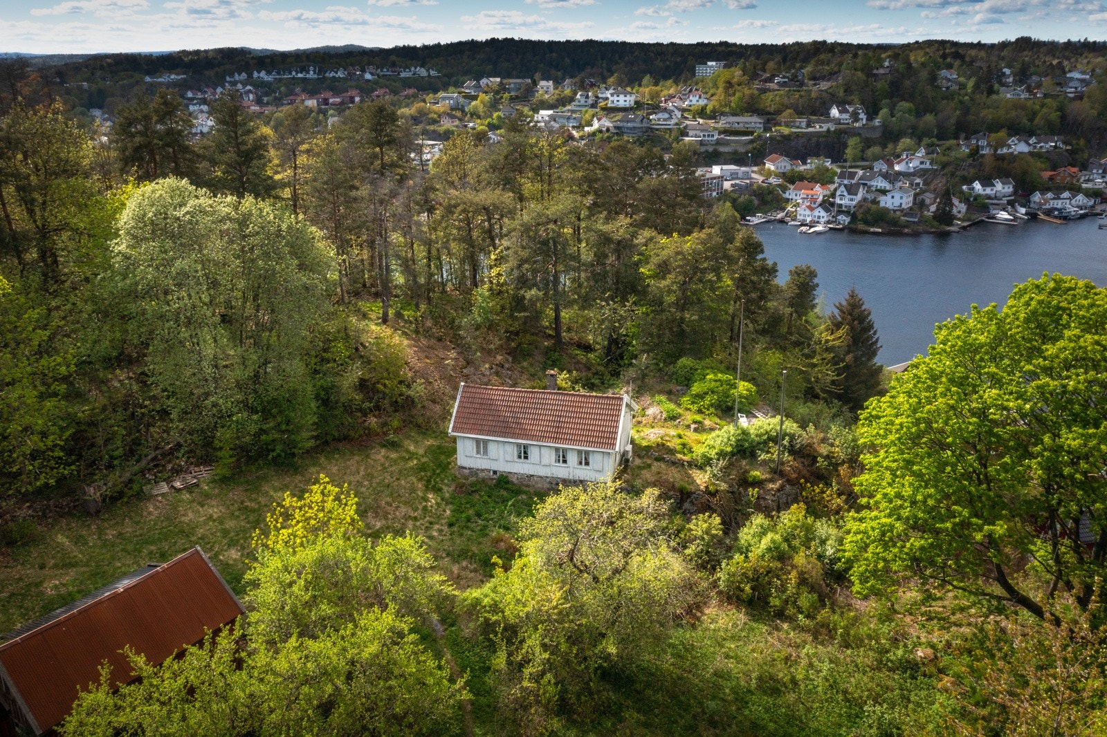 Ligger skjermet men samtidig svært sentralt på Hisøy! Galleribilde