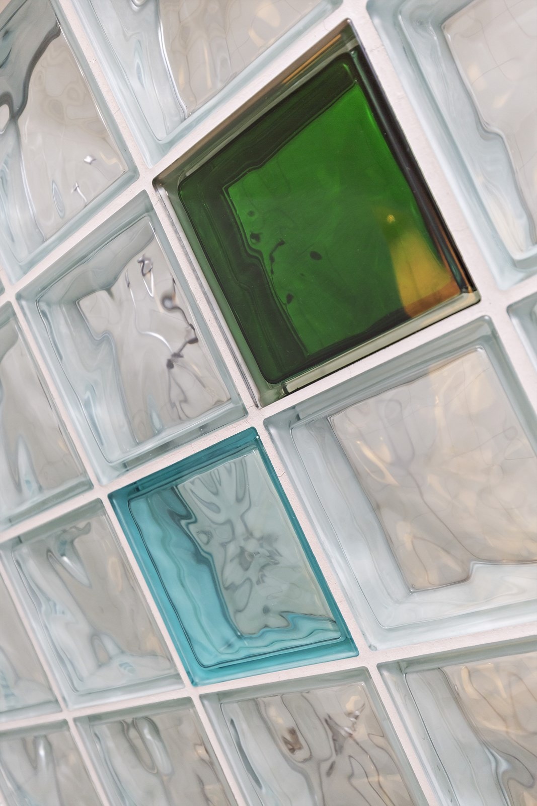 Dusjvegg i glassbyggerstein. Galleribilde