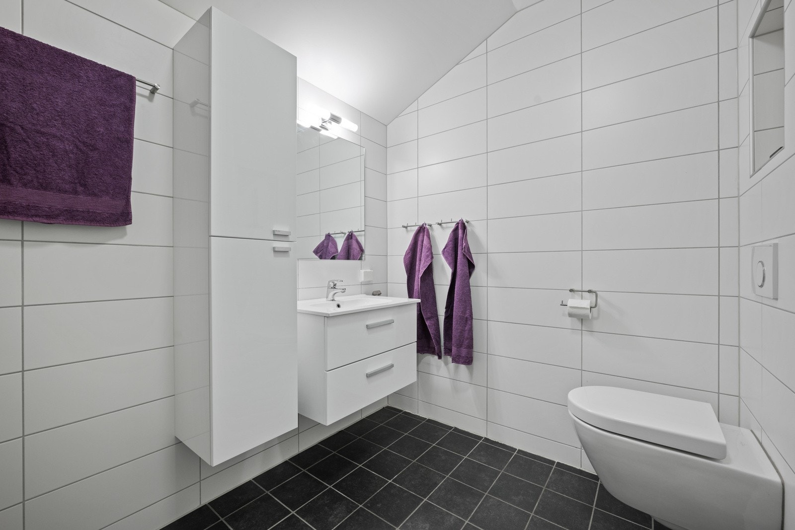 Badet i eneboligen ble oppgradert i 2013 Galleribilde