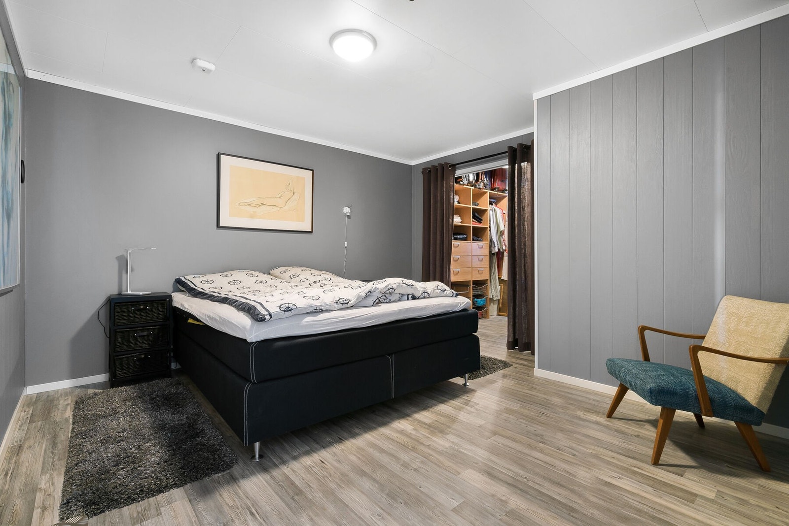 Hovedsoverom har også walk in closet Galleribilde