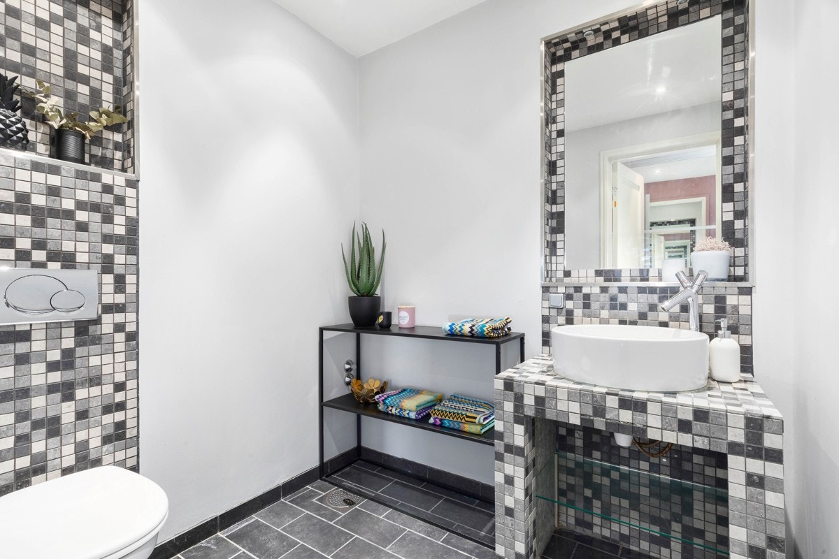 1. etg. - Gjestetoalett Galleribilde