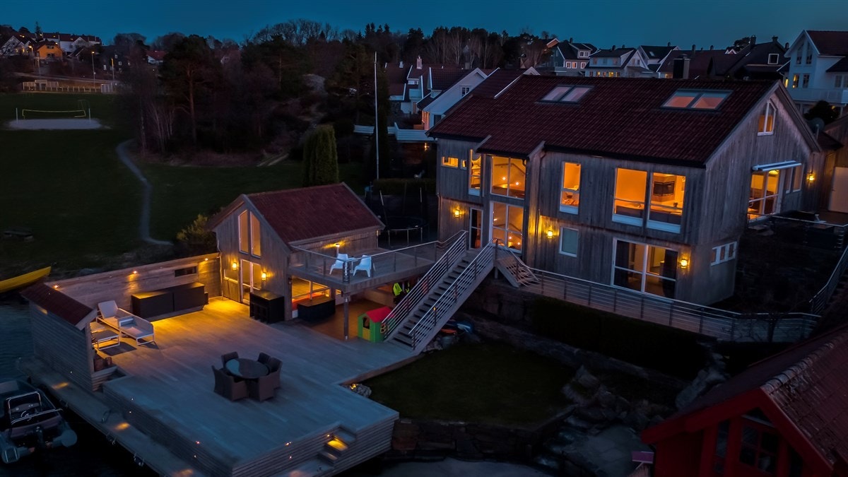 Kveldsbilde - Fasade Galleribilde