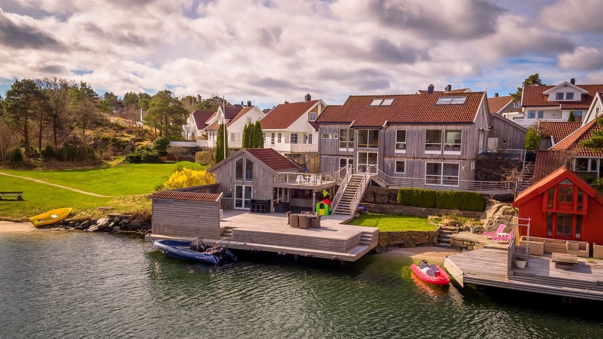 Sørmegleren ved Kristian Lossius har gleden av å ønske deg velkommen til Andøyfaret 90! Galleribilde