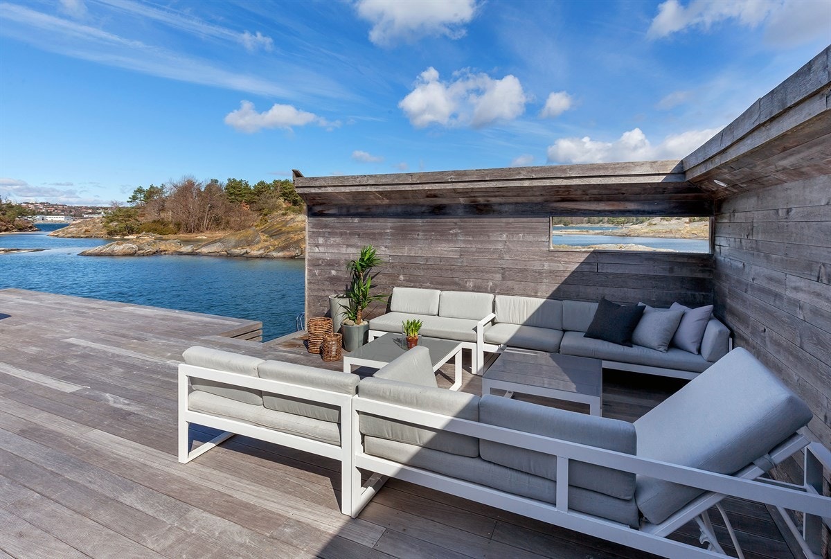 Uteområde - Her har man solen til ca. 21.30 på sommeren Galleribilde