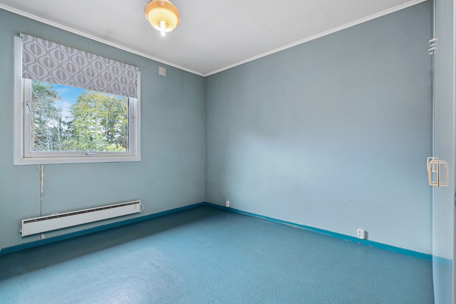 I eneboligen er det tre soverom av god størrelse. Galleribilde