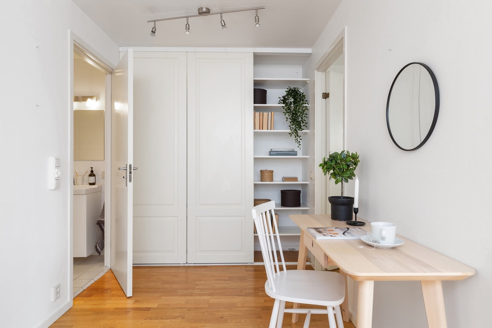 Arealeffektiv planløsning med mulighet for kontor. Galleribilde