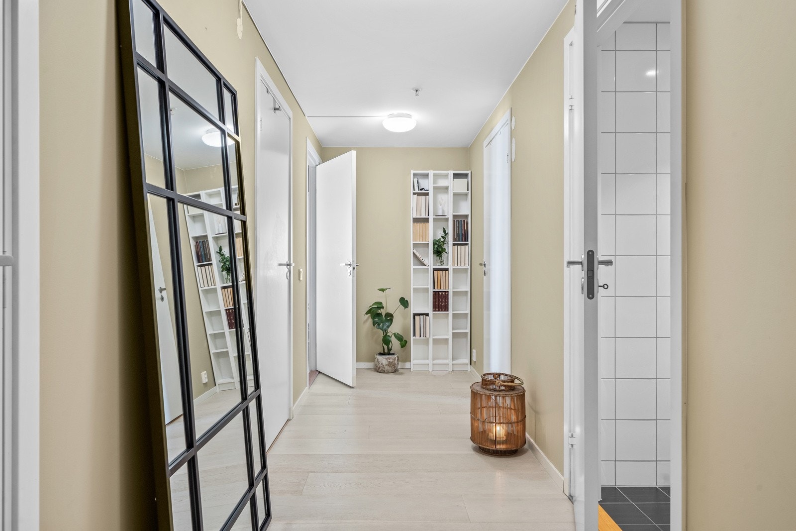 Det er balansert ventilasjon i hele leiligheten. Galleribilde