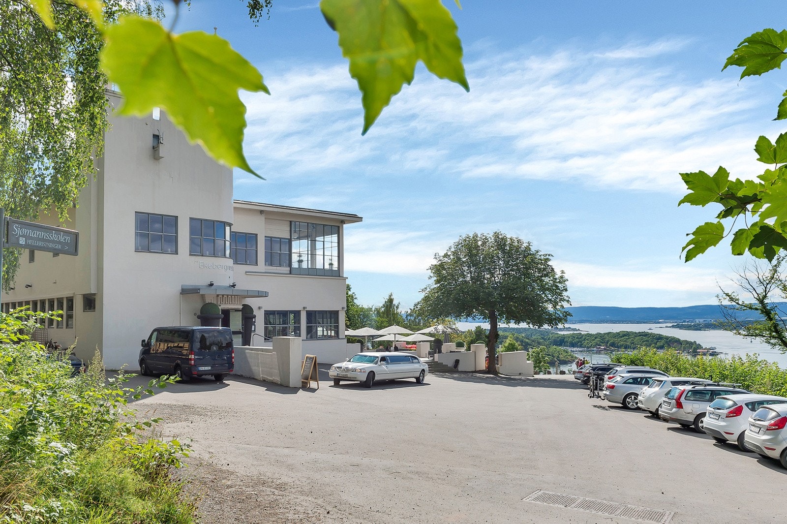 Besøk Ekebergsrestauranten med flott utsikt over byen og fjorden! Galleribilde