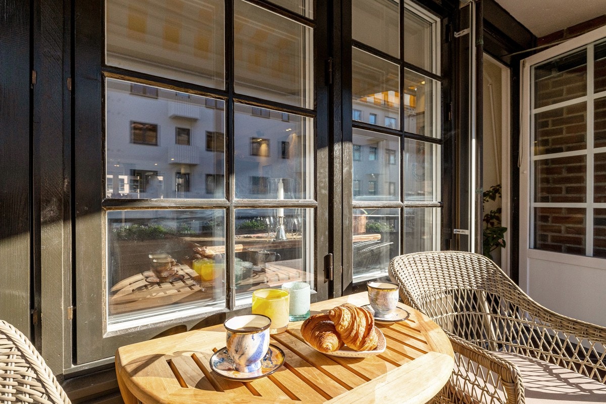 Her har du plass til utemøblement og gassgrill. Galleribilde