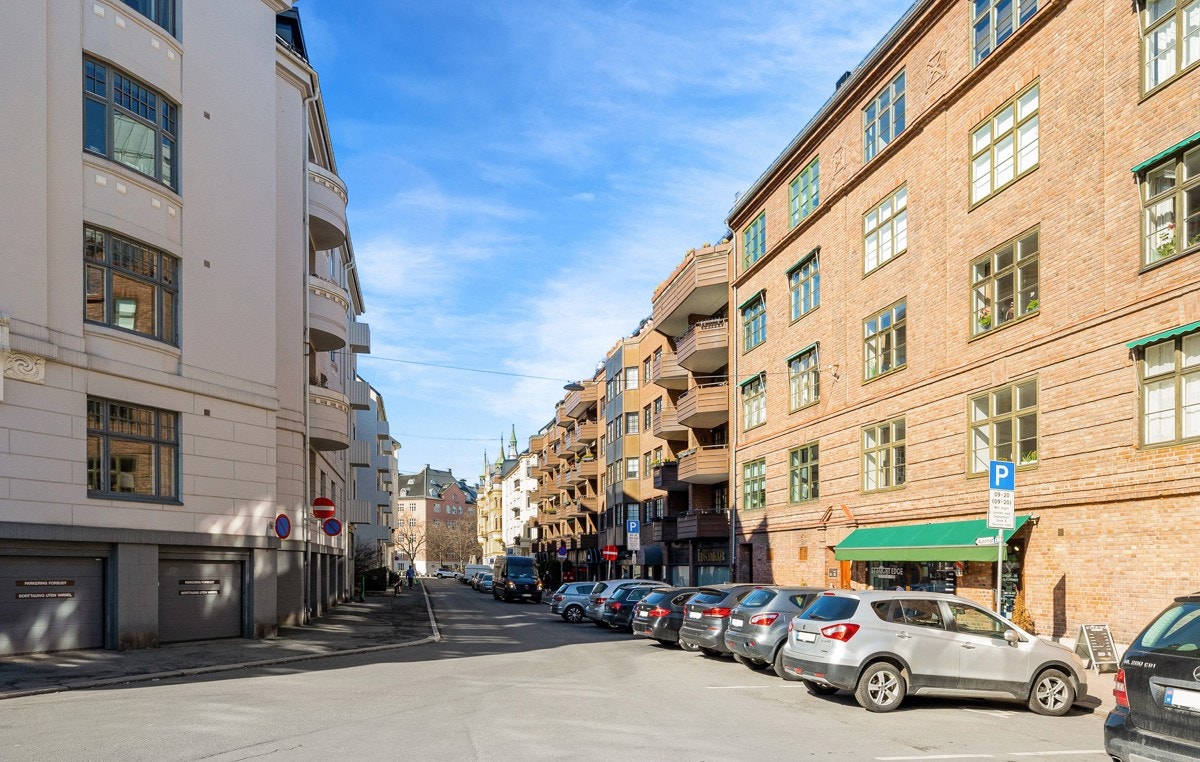 Her bor du i et attrakivt boligområde på Frogner, i en rolig gate. Galleribilde