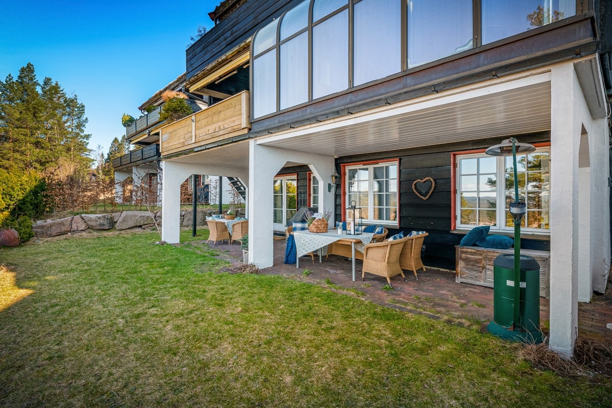 Egen hage Galleribilde