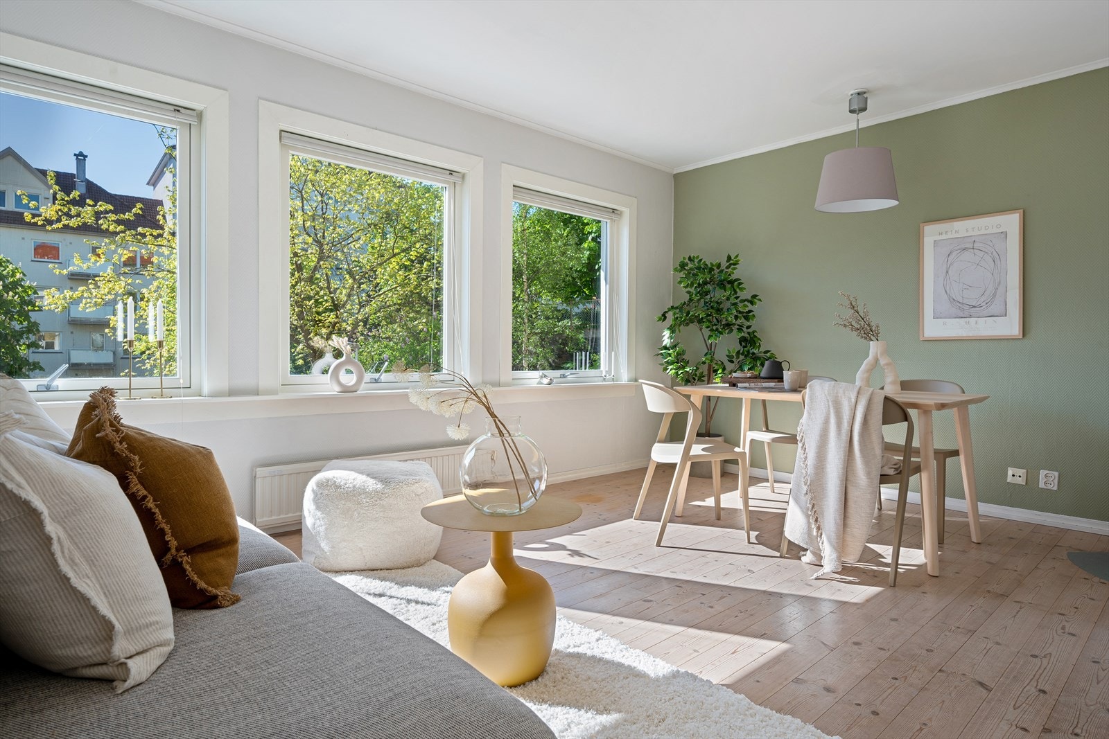 Velkommen til Tollbodallmenningen 35! En 2-roms leilighet med flott beliggenhet på Nordnes - en av byens fineste bydeler. Galleribilde