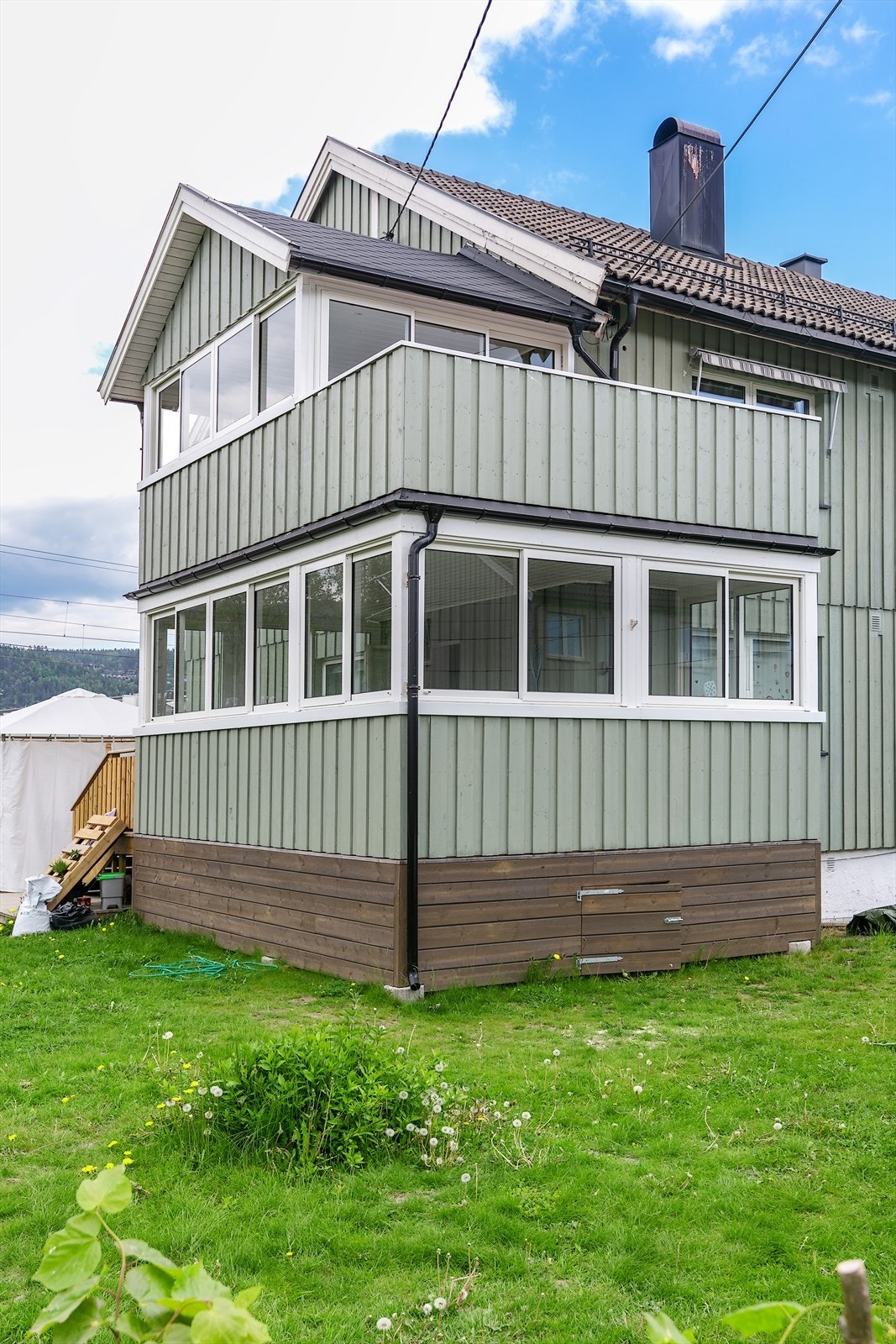 Utvendig fasade - Innglasset balkong. Galleribilde