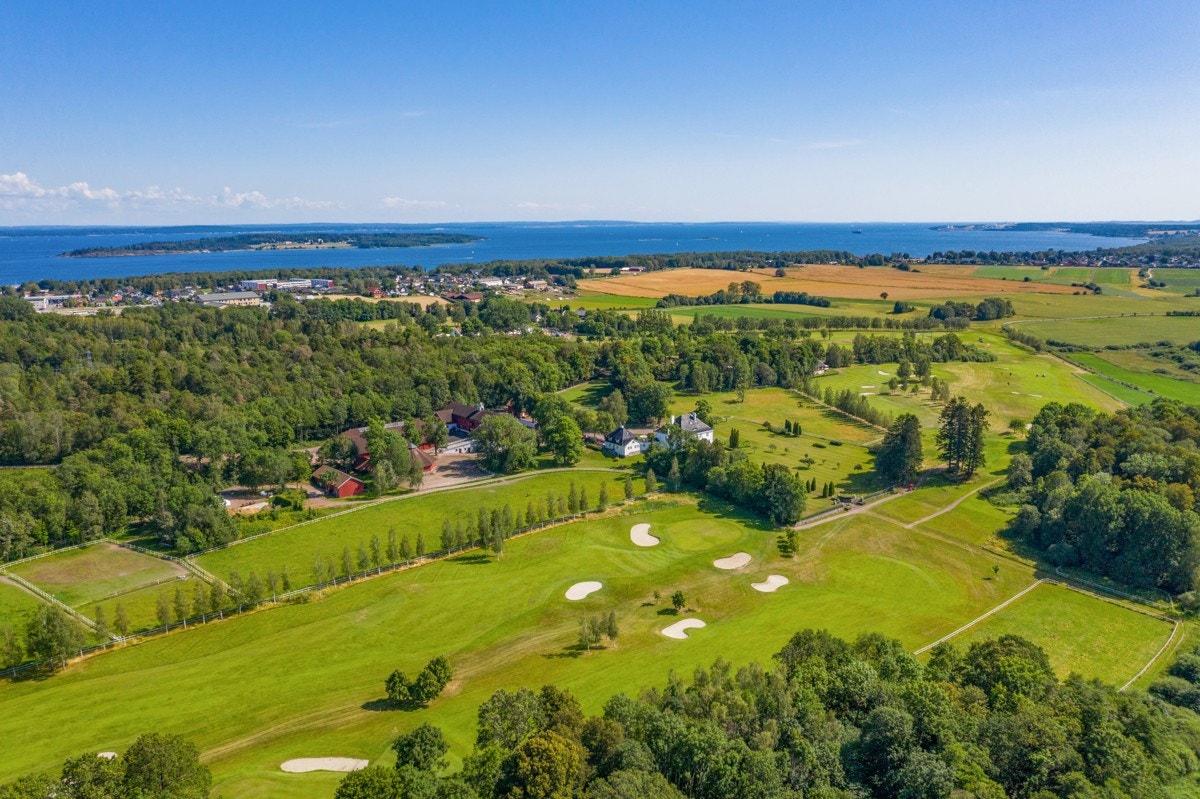 Oversikt over deler av golfanlegget Galleribilde