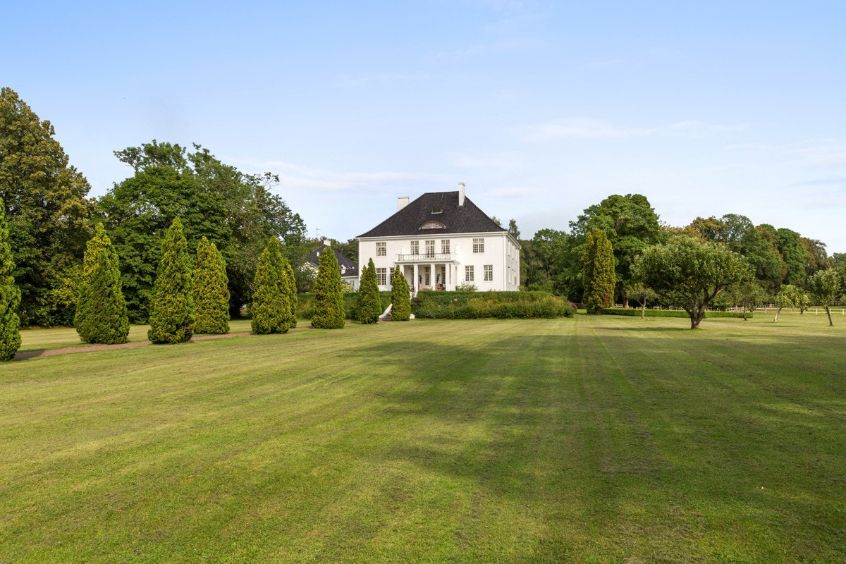 Vakkert parkanlegg Galleribilde