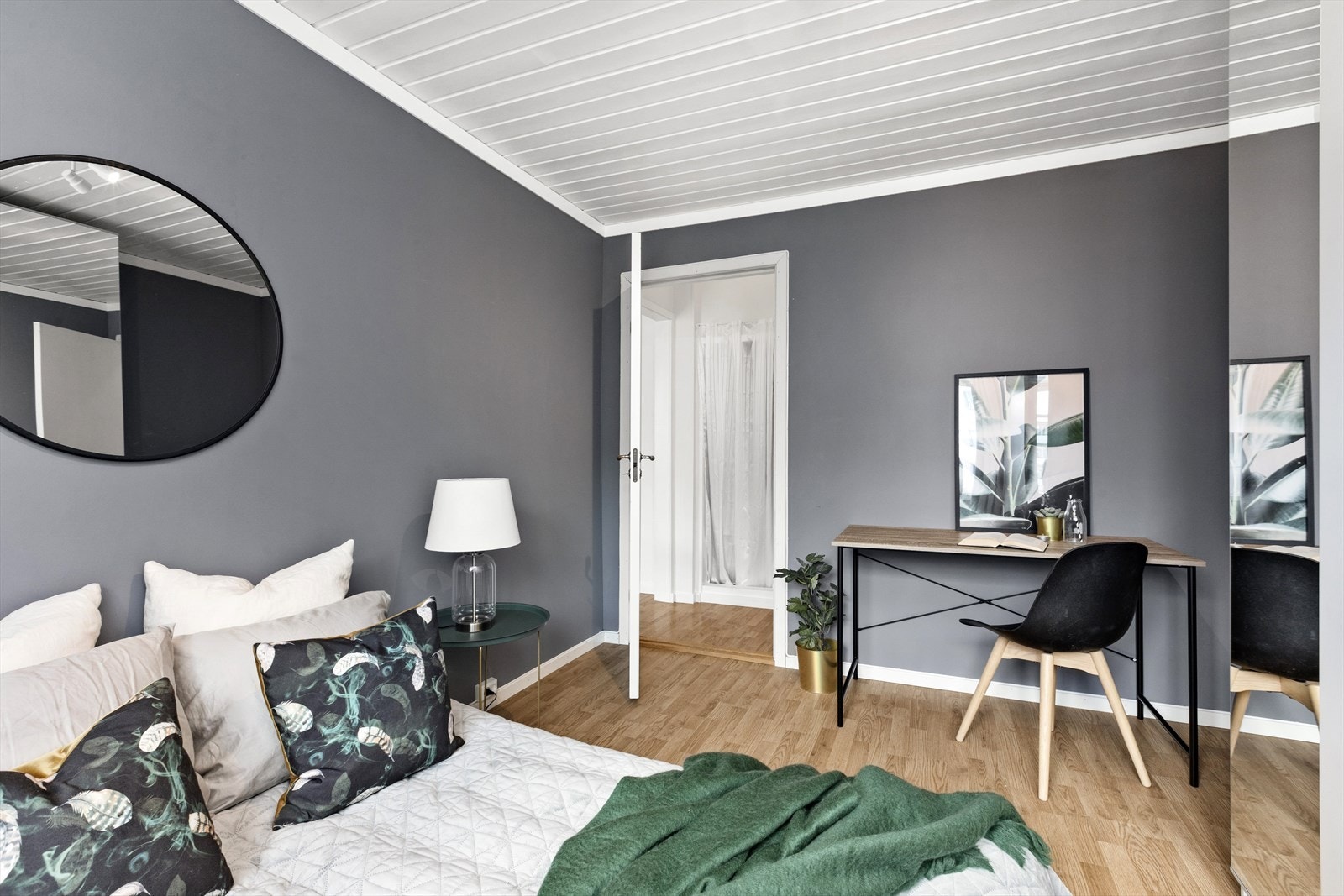 Soverom. Galleribilde