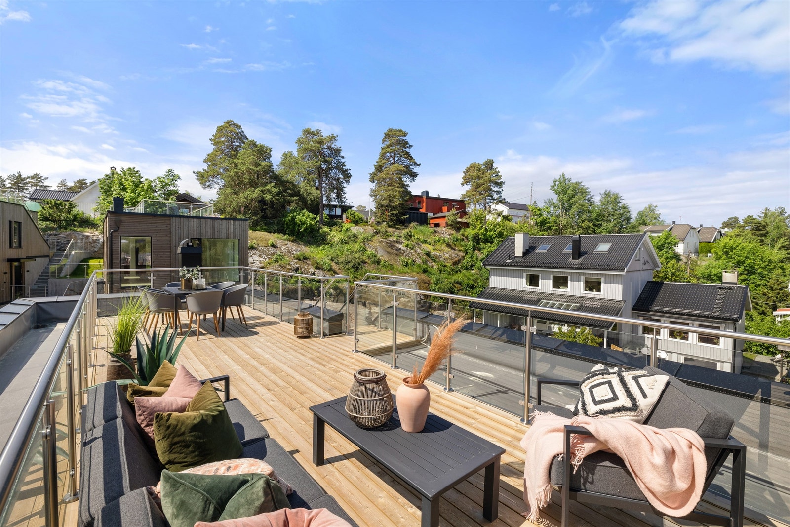 Solrik takterrasse Galleribilde